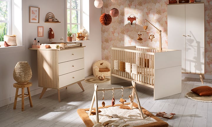 chambre bebe rose orange